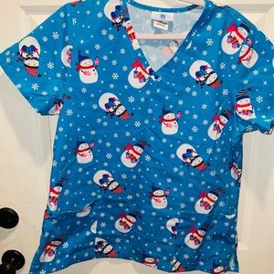 ⛄️ Scrub Top ⛄️